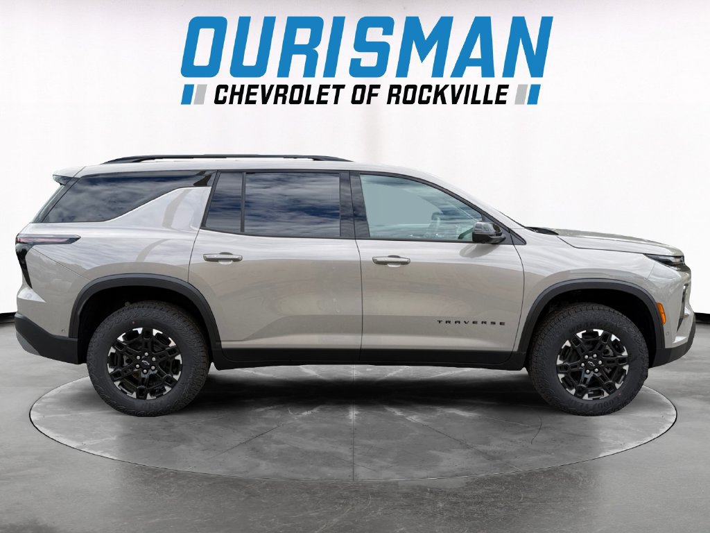 New 2027 Chevrolet Traverse Z71 w/ Enhanced Driving Package AWD/4WD image 7