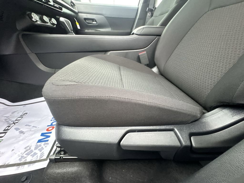 New 2026 Nissan Kicks S image 12