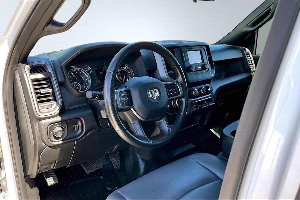 Used 2022 RAM 2500 Tradesman w/ Chrome Appearance Group image 4