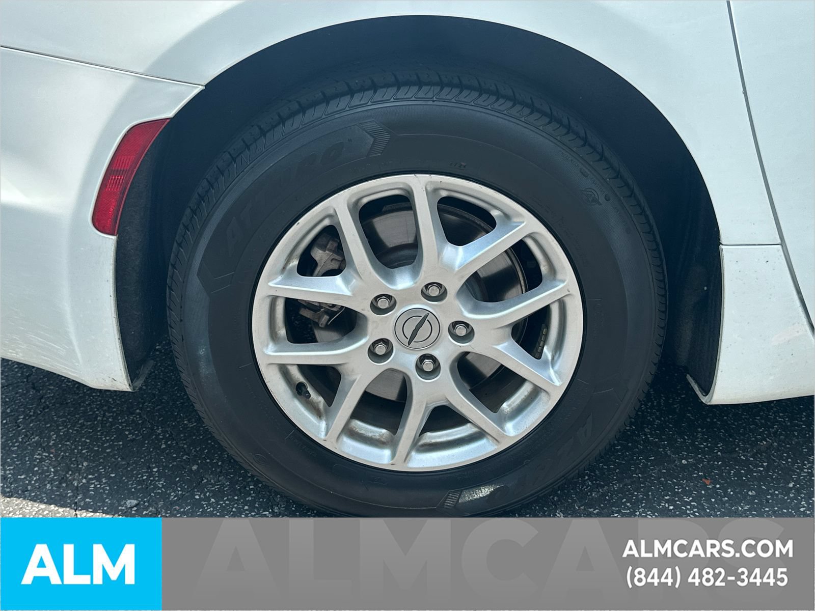 Used 2023 Chrysler Pacifica Touring-L FWD image 20