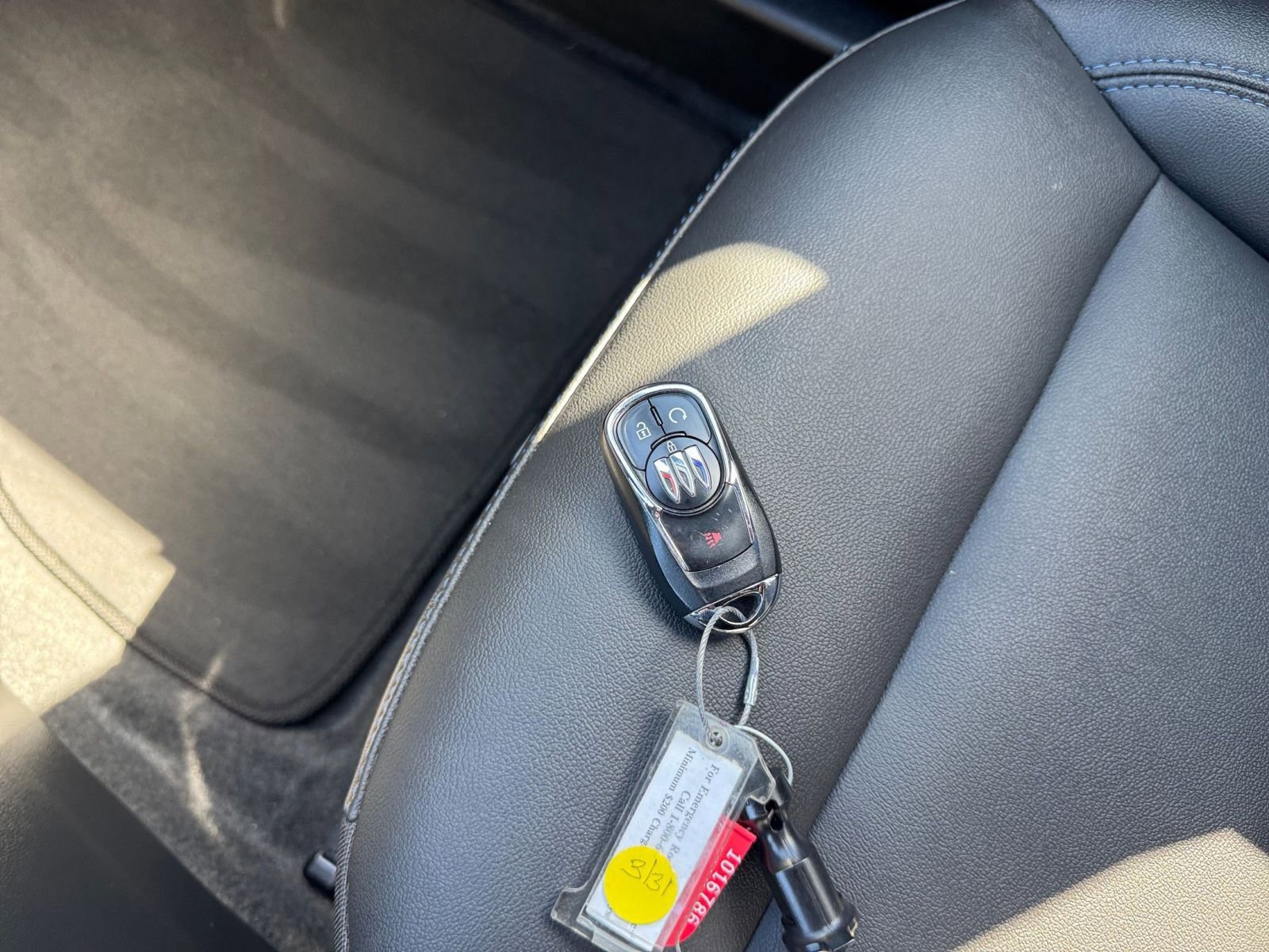 Used 2025 Buick Envista Sport Touring image 21