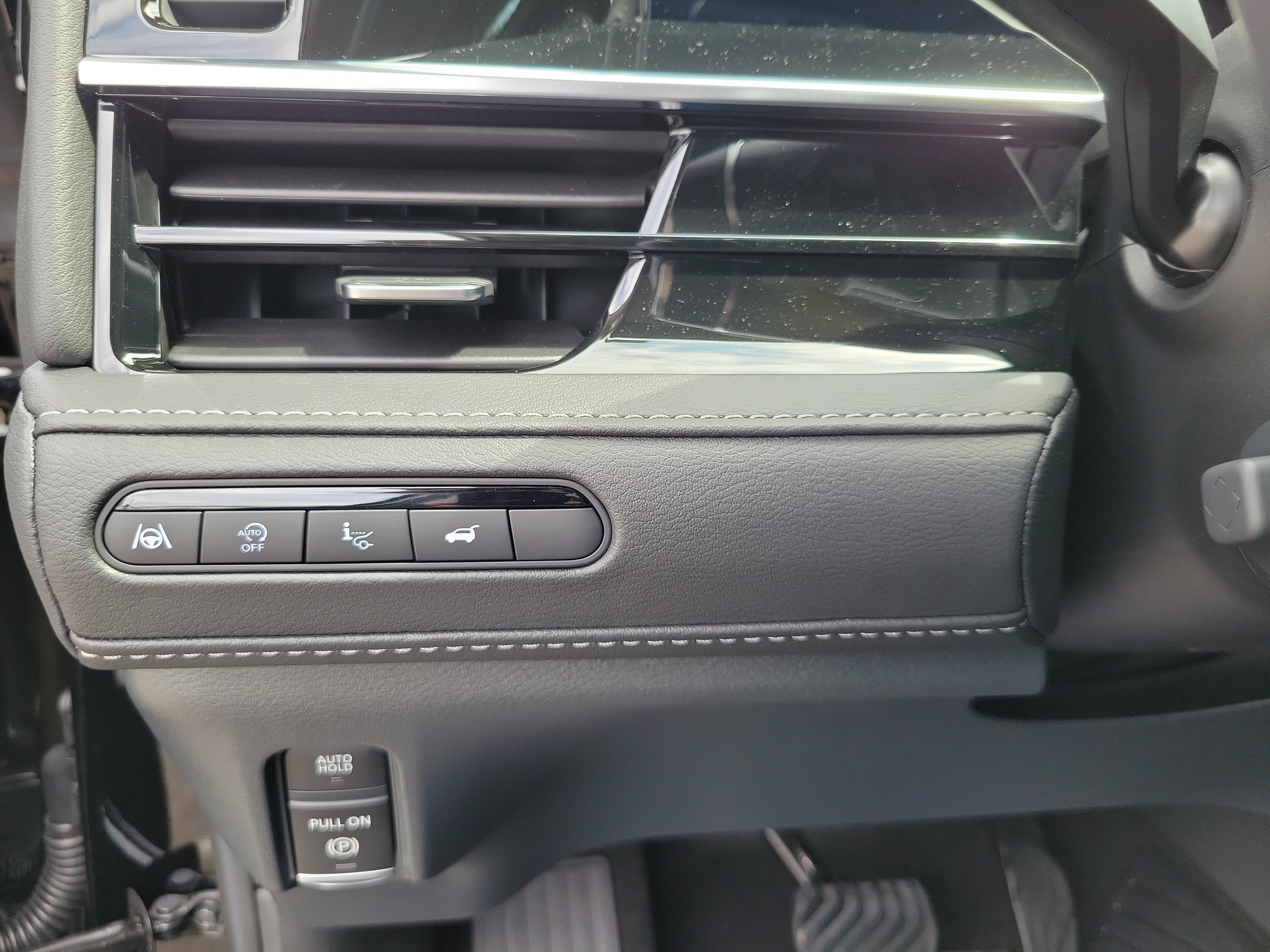 New 2027 INFINITI QX80 Luxe w/ Cargo Package RWD image 18
