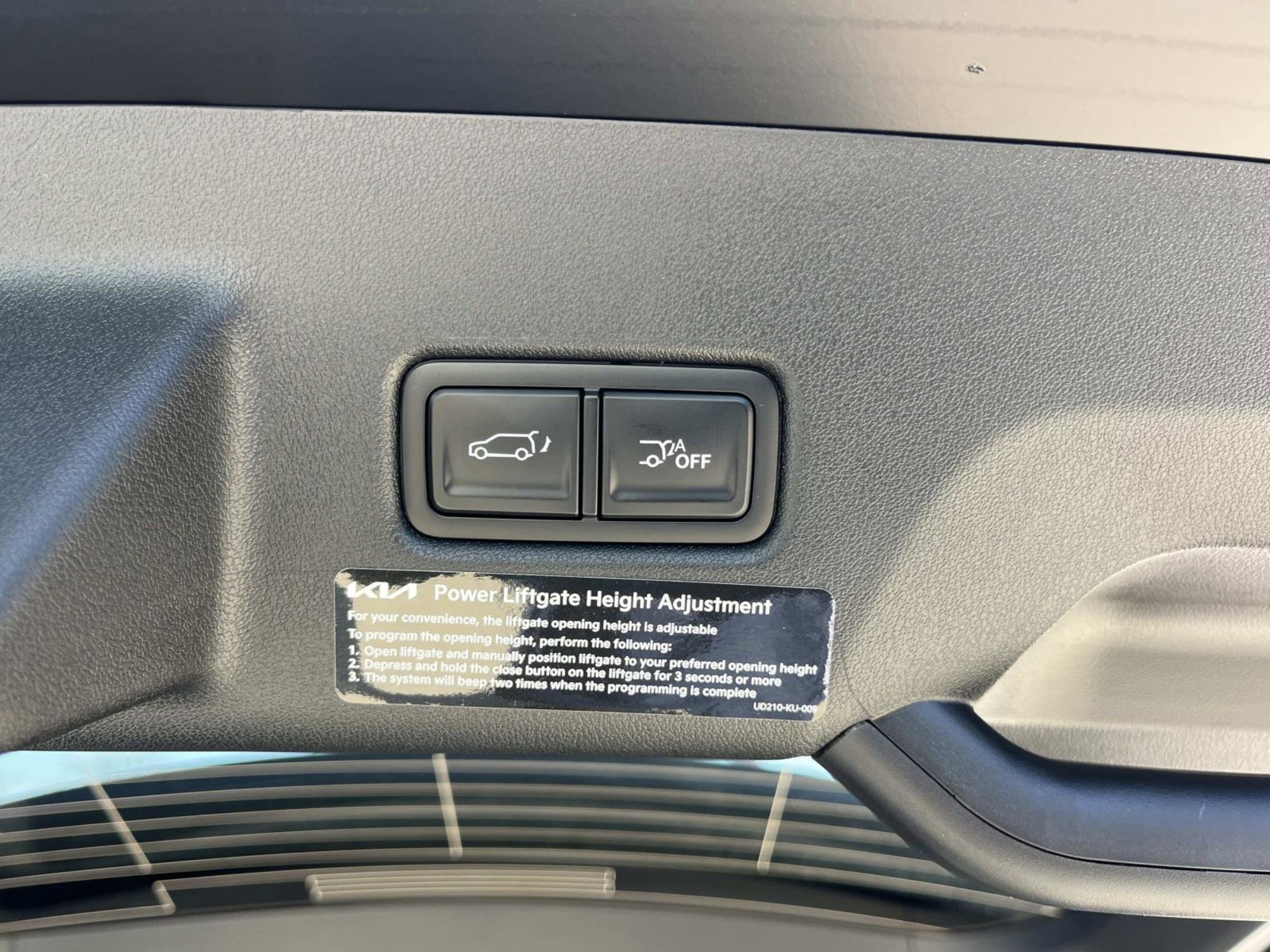 New 2027 Kia Telluride S image 13