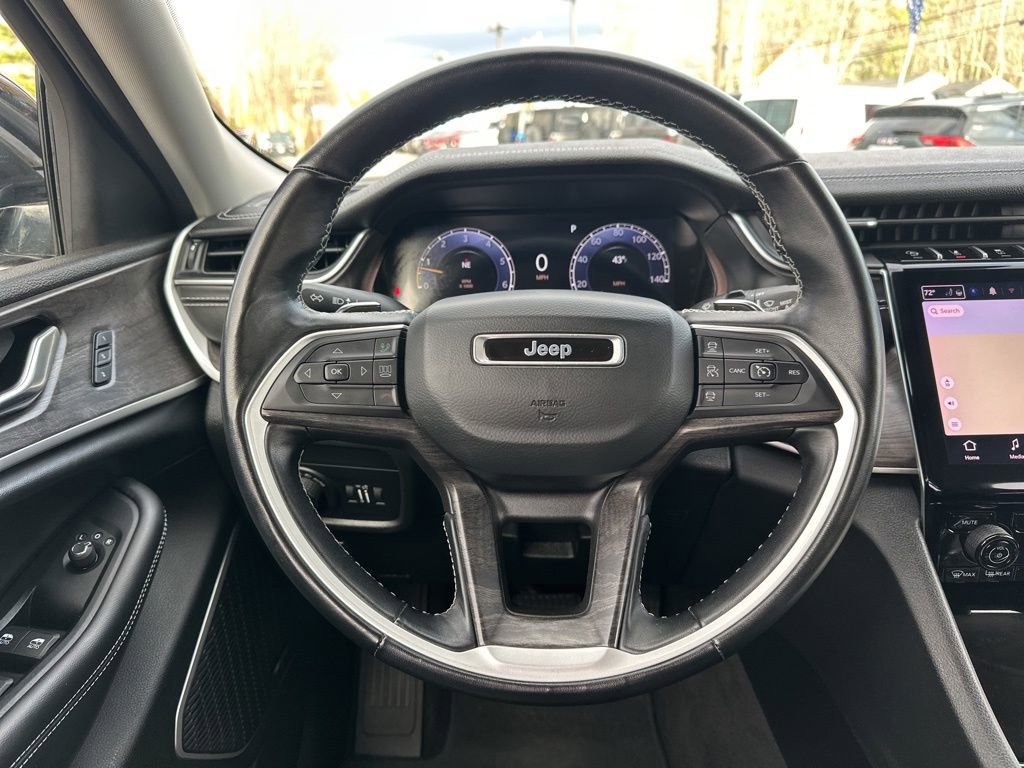 Used 2022 Jeep Grand Cherokee L Limited image 21