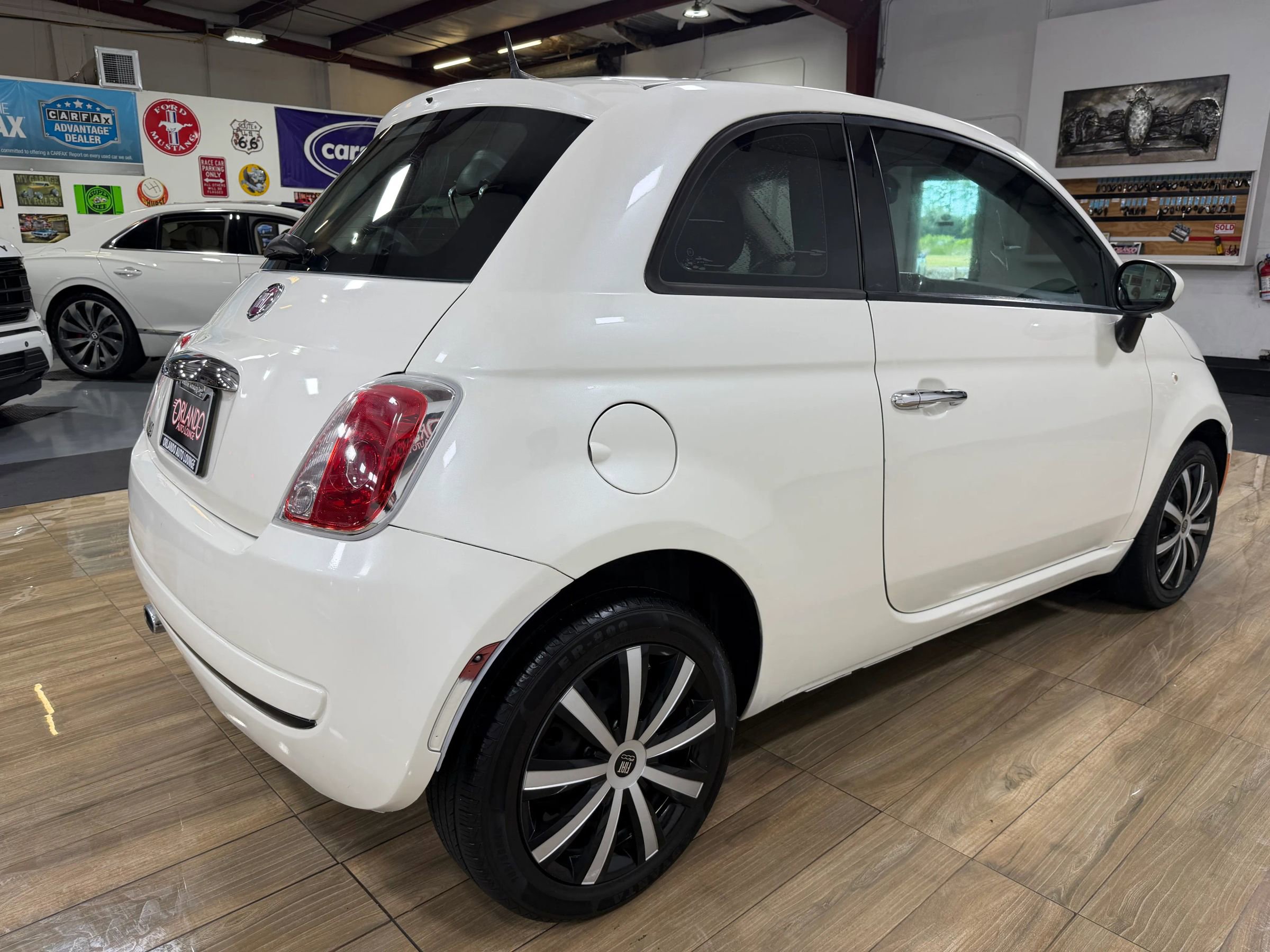 Used 2016 FIAT 500 Pop FWD image 5