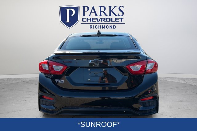 Used 2018 Chevrolet Cruze LT w/ Sun And Sound Package FWD image 7