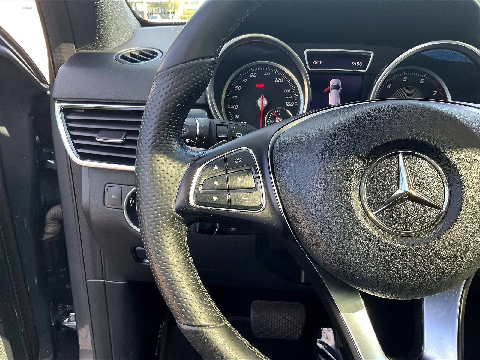 Used 2018 Mercedes-Benz GLE 350 image 13