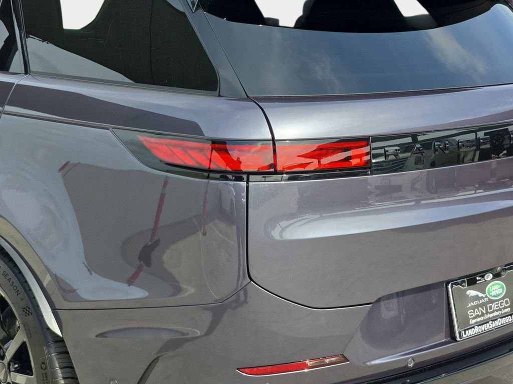 New 2026 Land Rover Range Rover Sport SV image 36