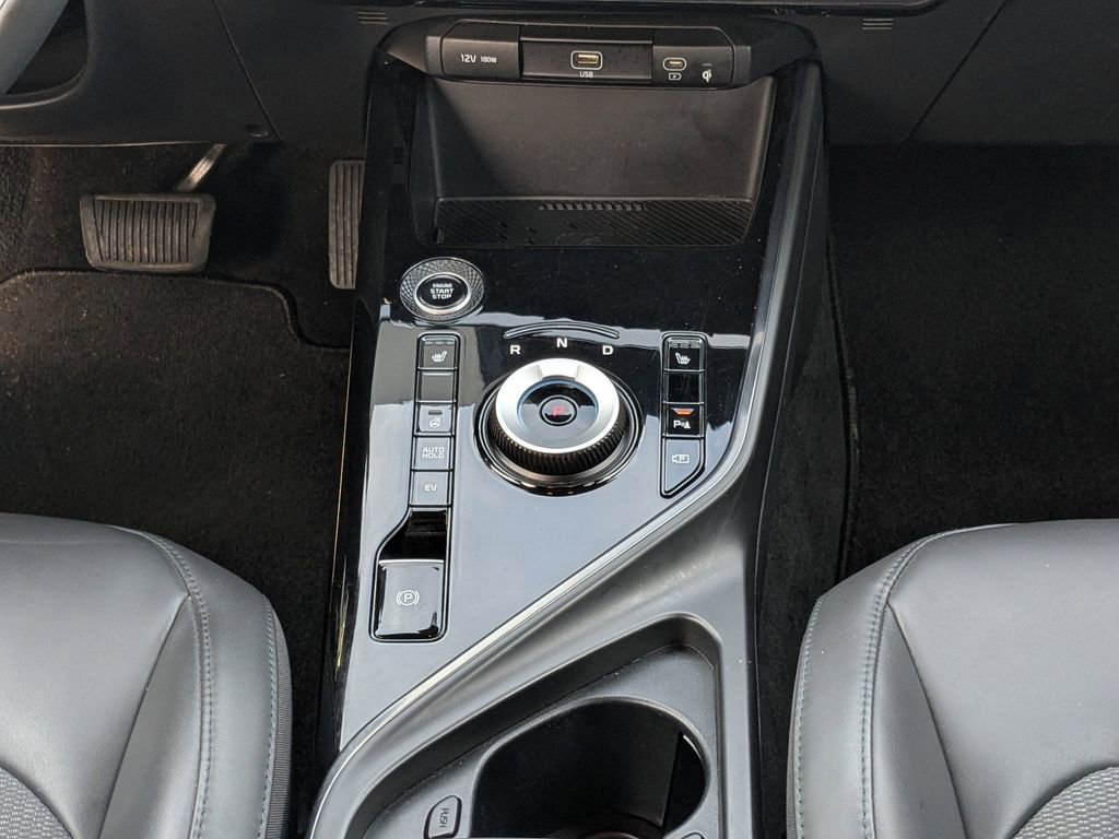 Used 2023 Kia Niro EX w/ EX Cold Weather Package image 19