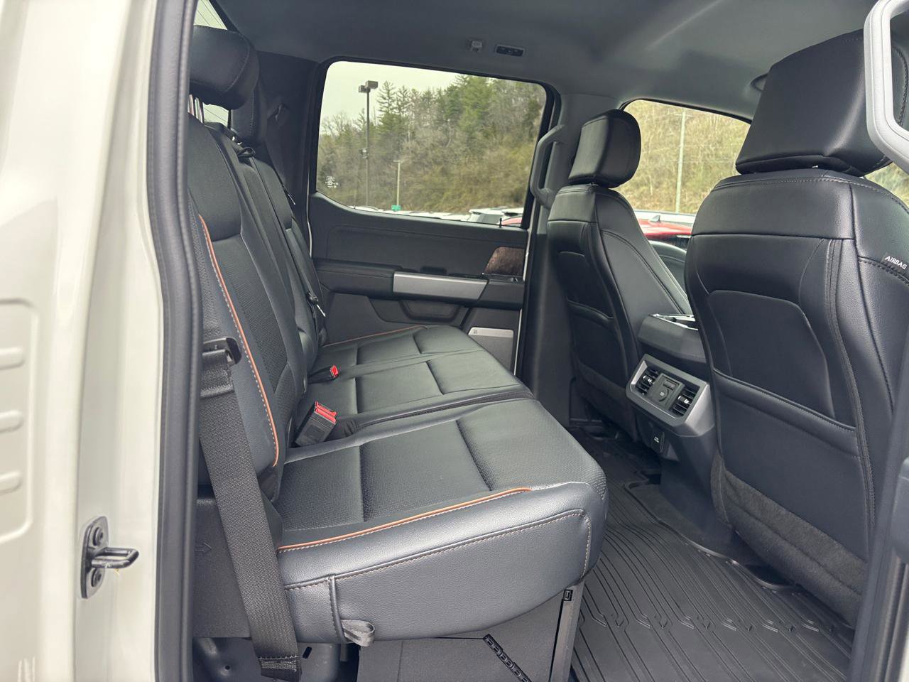 New 2026 Ford F250 Lariat w/ Chrome Package image 15