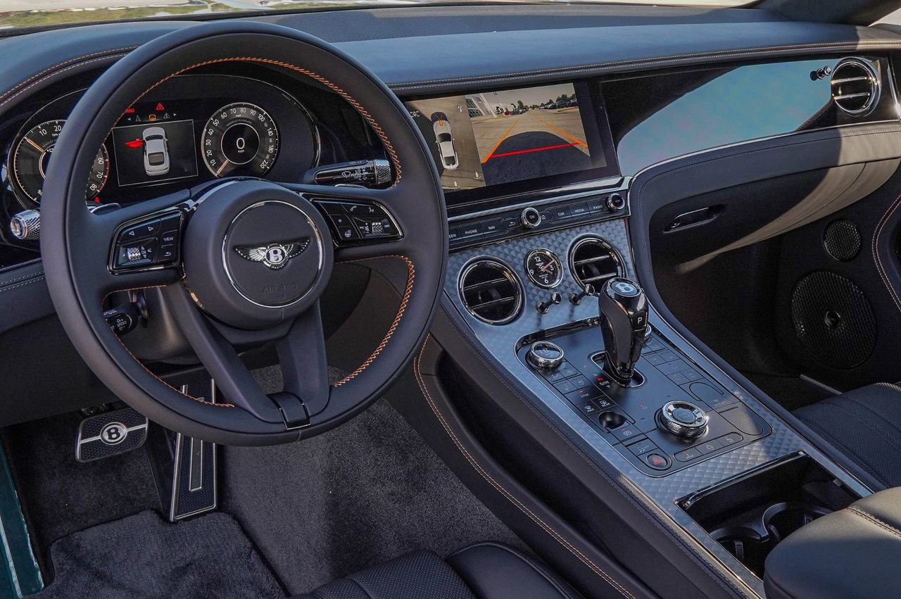 New 2025 Bentley Continental GT image 2