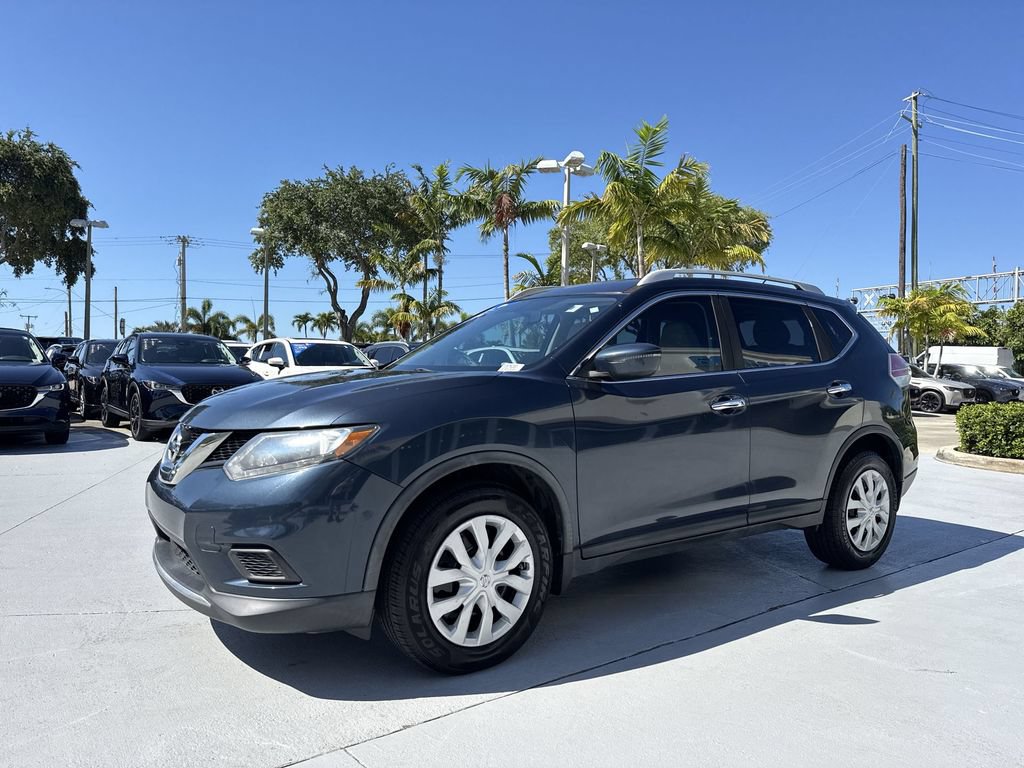 Used 2016 Nissan Rogue S w/ Appearance Package FWD image 28