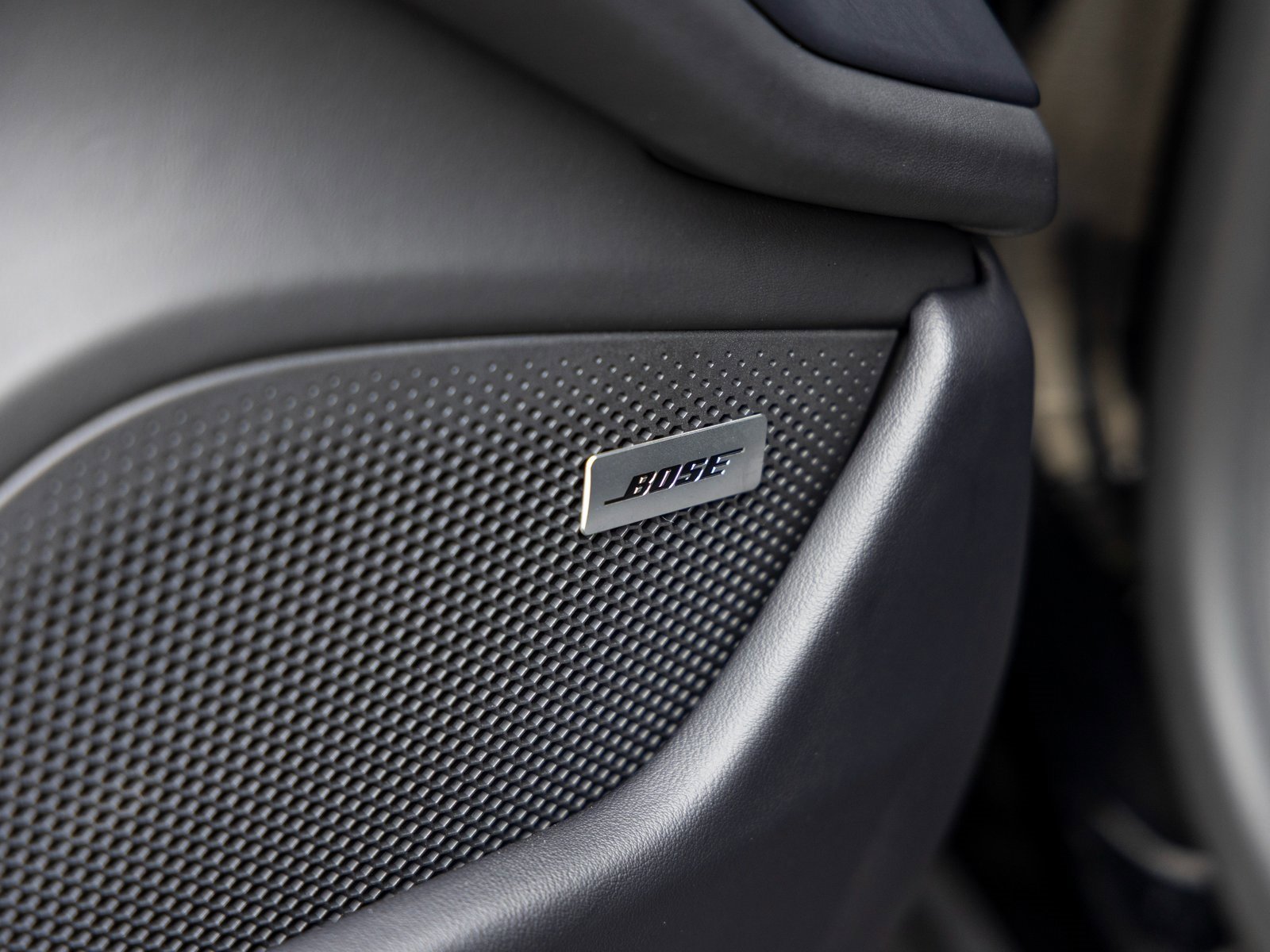 New 2025 Porsche Taycan 4S image 23