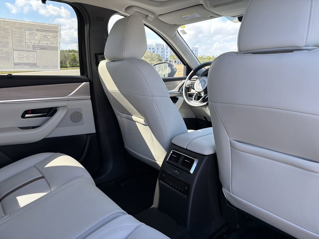 New 2026 MAZDA CX-90 Plug-In Hybrid w/ Premium Plus image 12