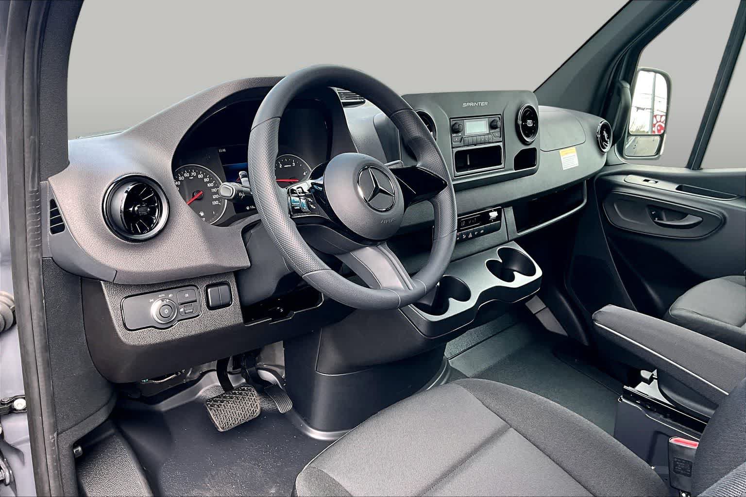 New 2026 Mercedes-Benz Sprinter 2500 image 9