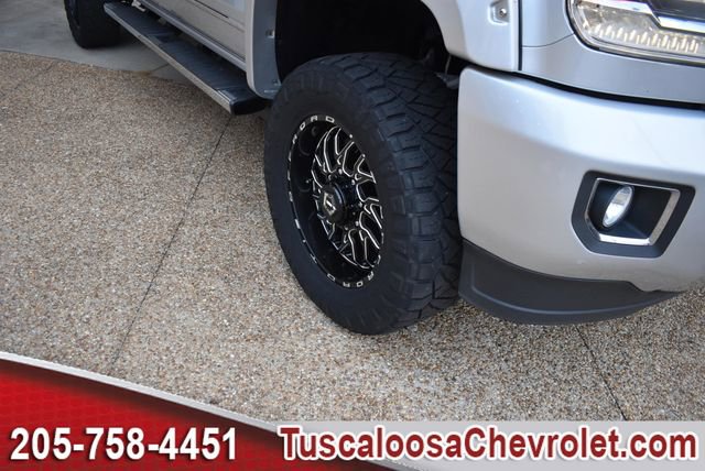 Used 2019 GMC Sierra 2500 Denali w/ Duramax Plus Package image 13