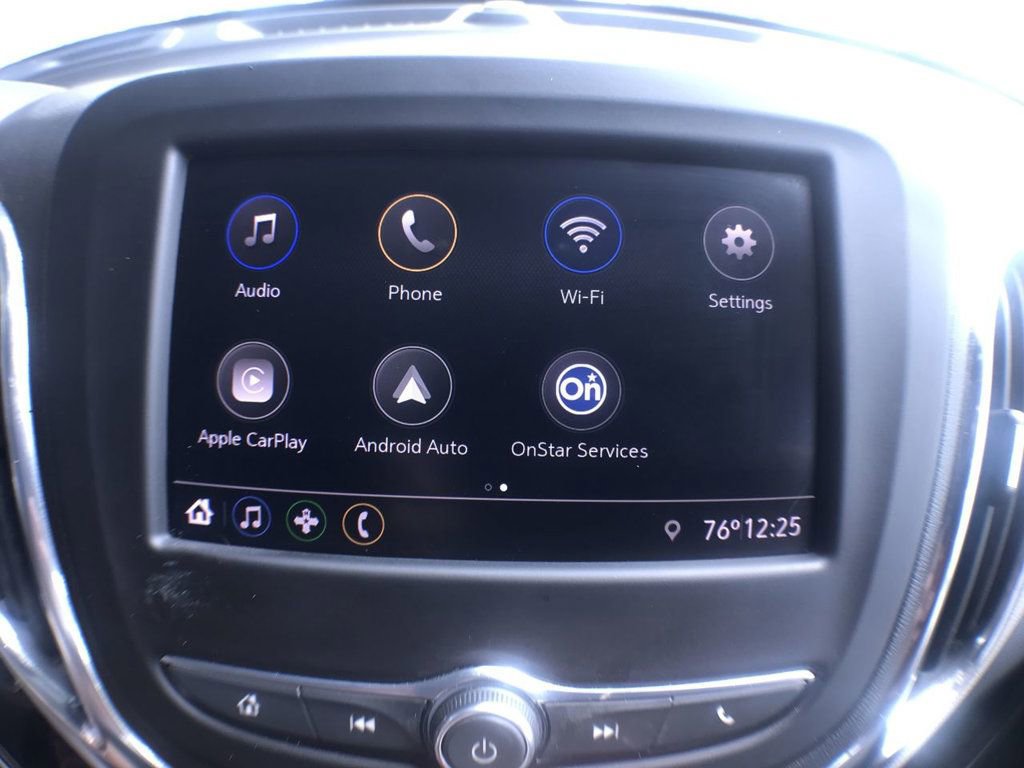 Used 2021 Chevrolet Equinox LS image 19
