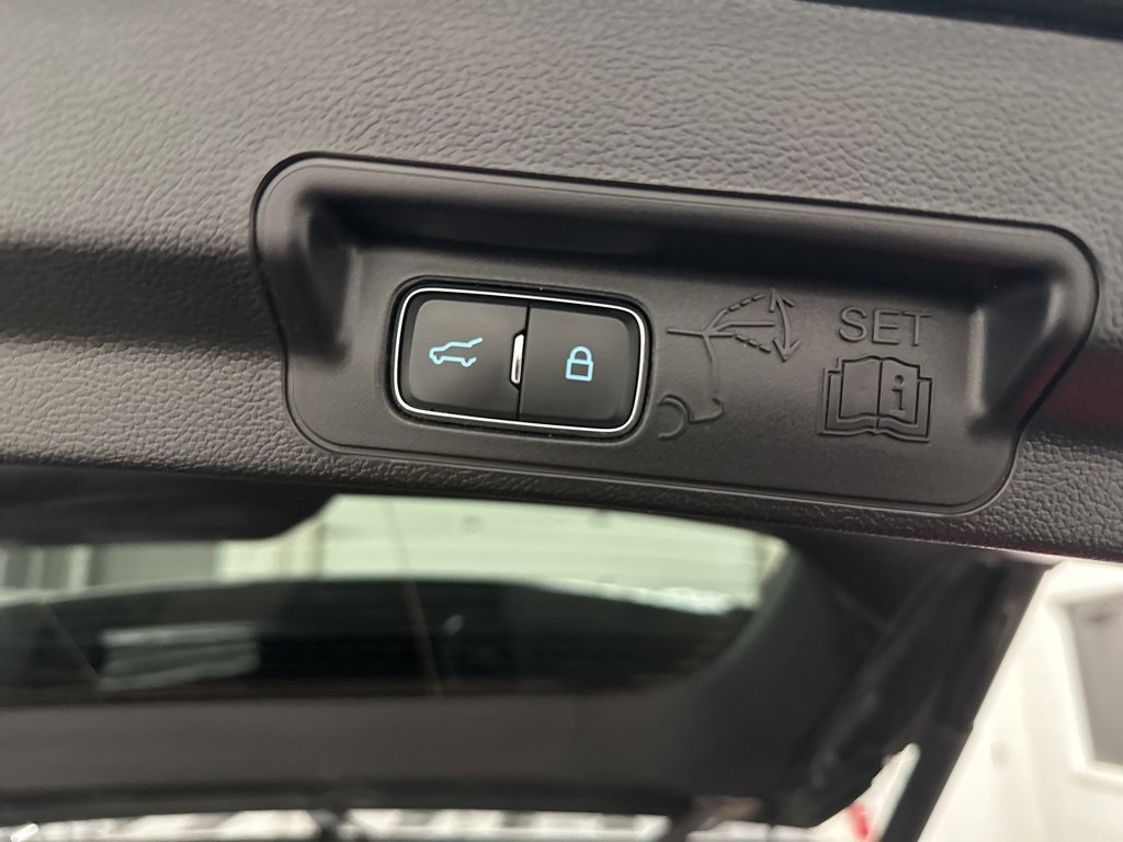 Used 2022 Ford Explorer Timberline image 38