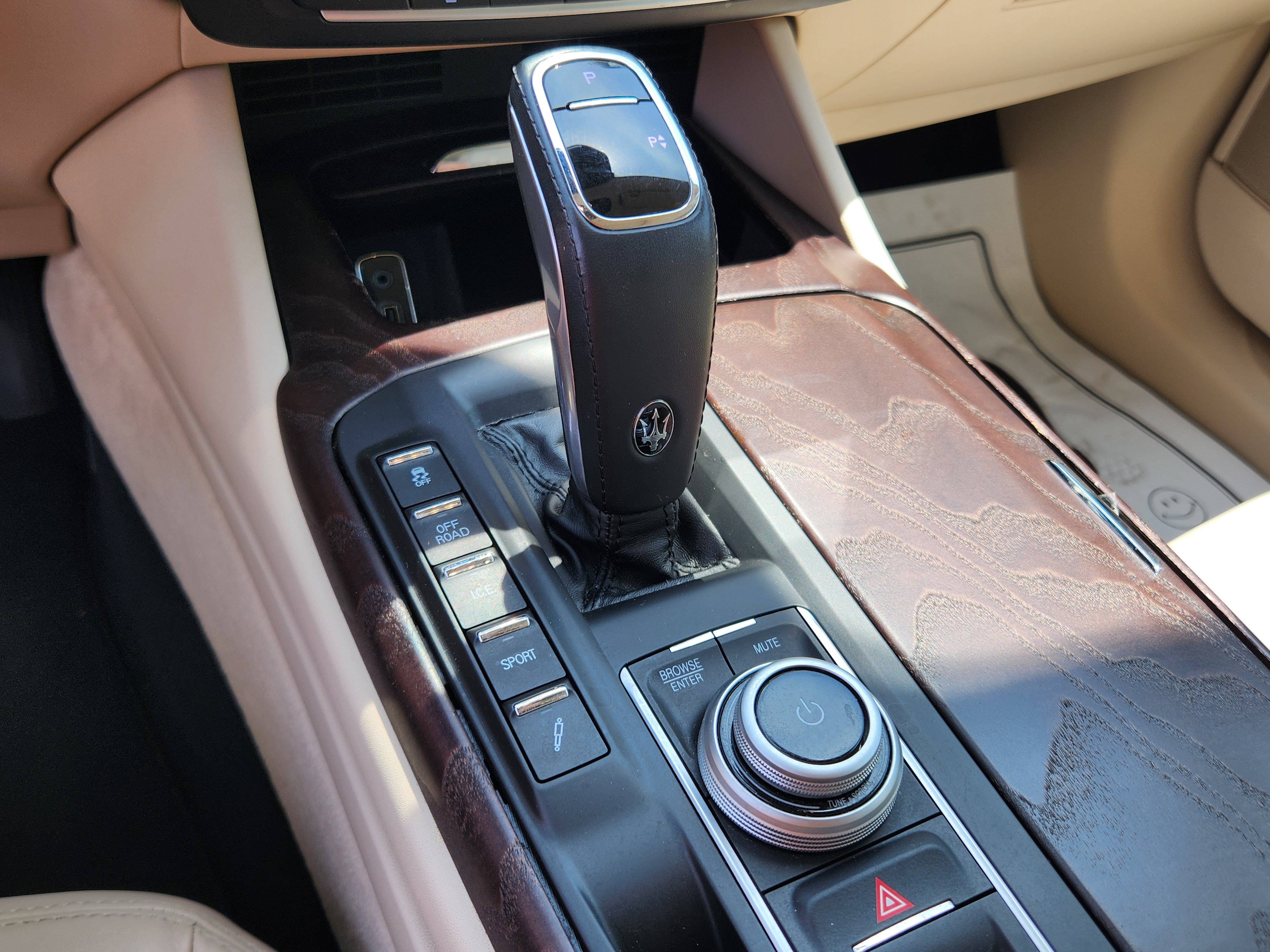 Used 2023 Maserati Levante GT AWD/4WD image 30