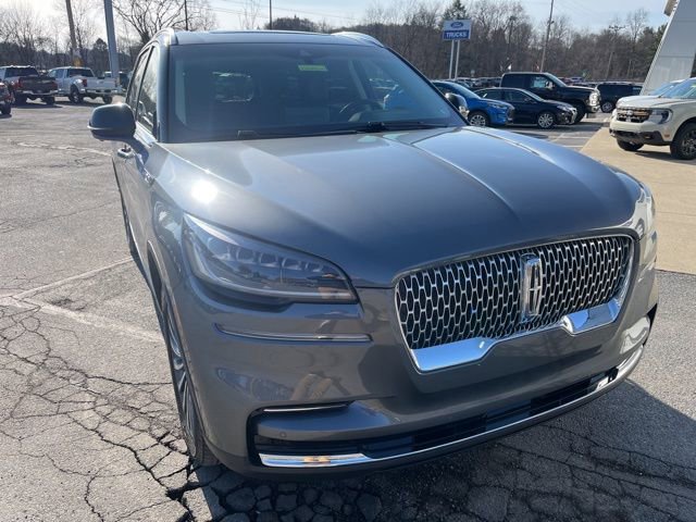 New 2024 Lincoln Aviator Reserve w/ Elements Package Plus AWD/4WD image 11