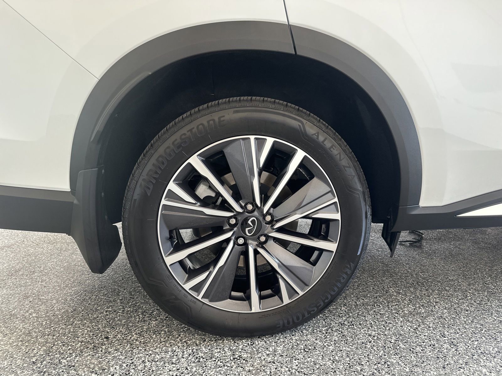 Certified 2026 INFINITI QX60 Luxe w/ Cargo Package AWD/4WD image 43