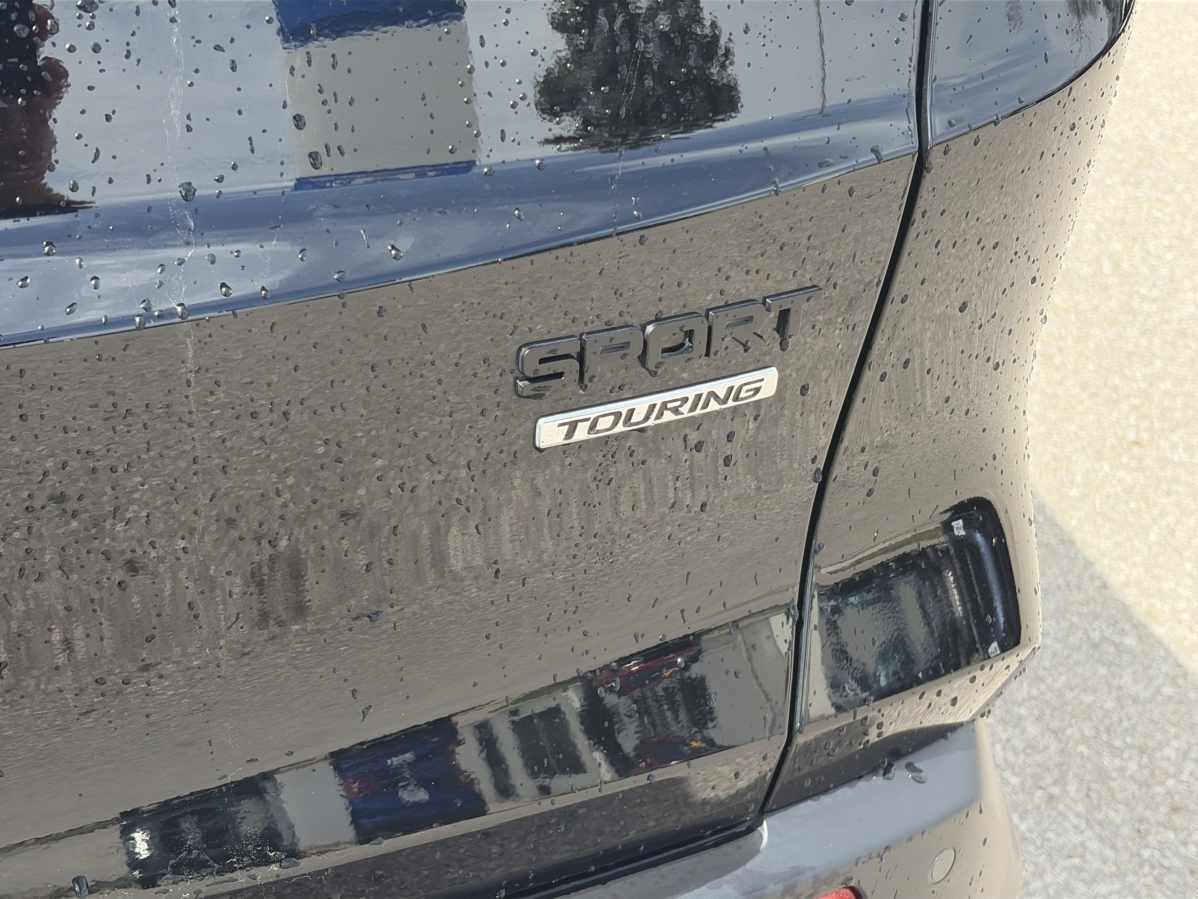 Used 2024 Honda CR-V Sport Touring image 10