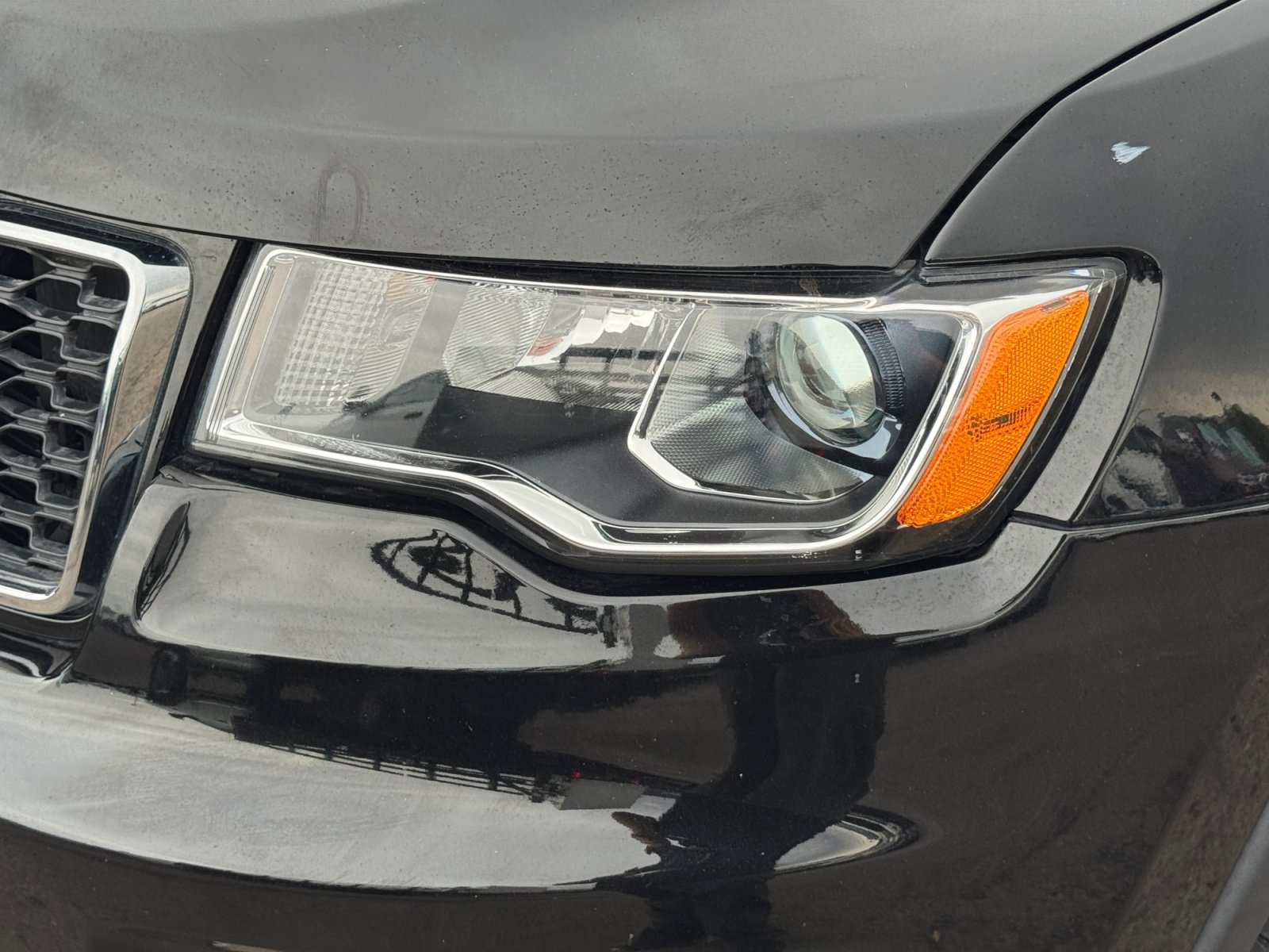 Used 2022 Jeep Grand Cherokee Laredo X AWD/4WD image 9