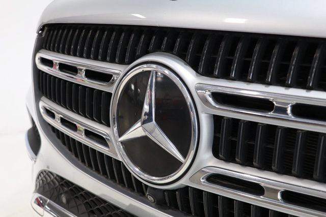 Used 2024 Mercedes-Benz GLE 450e 4MATIC image 10