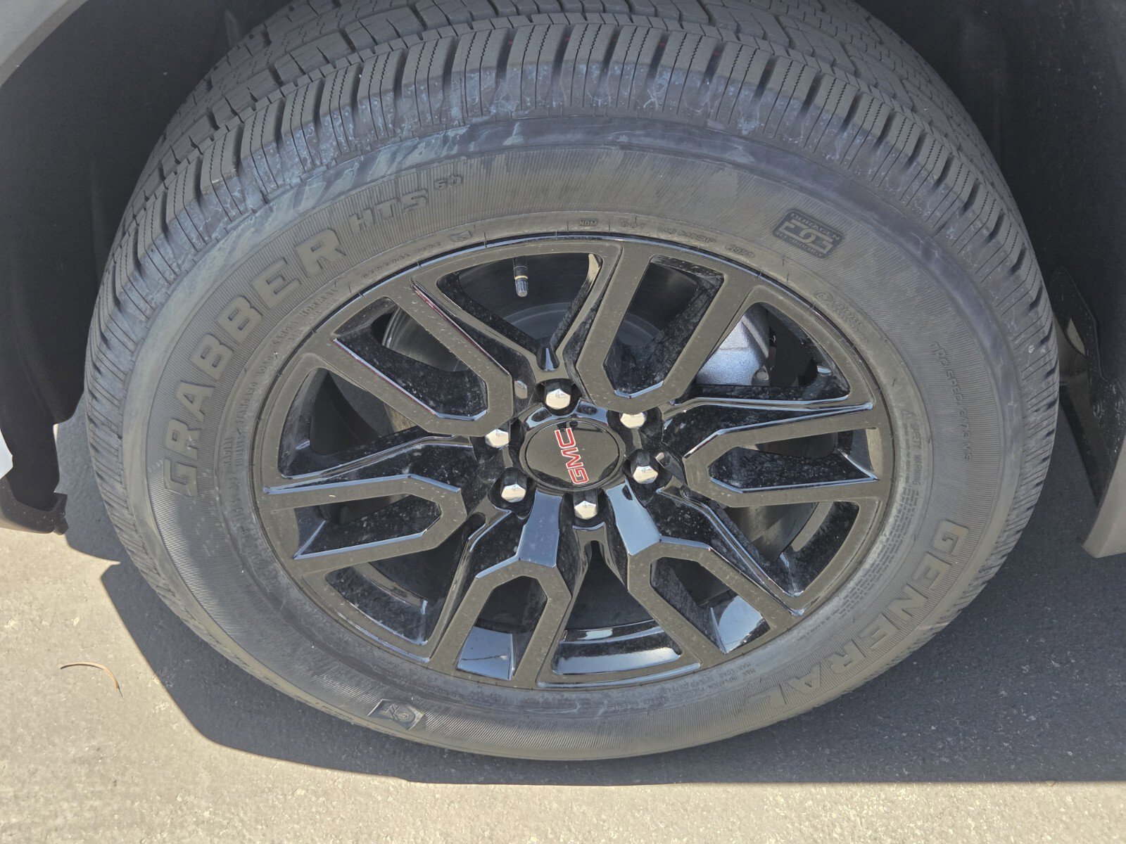 New 2025 GMC Sierra 1500 Elevation image 5