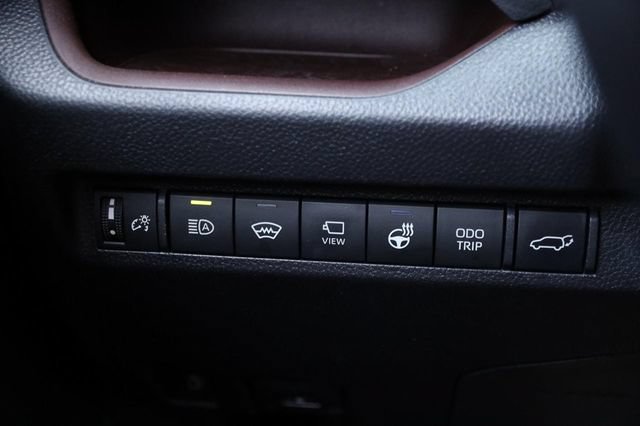 Used 2024 Toyota RAV4 Limited w/ Advanced Technology Package AWD/4WD image 21