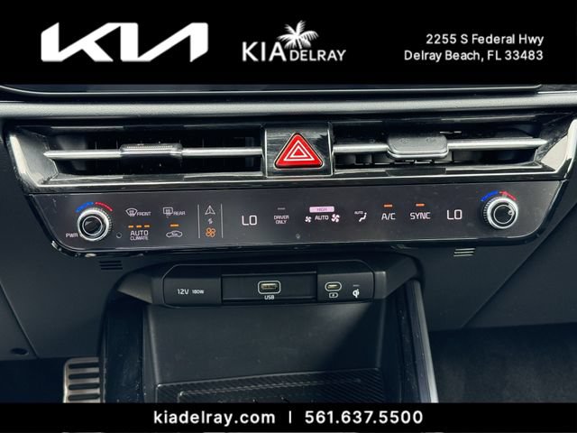 Certified 2024 Kia Niro SX Touring FWD image 24