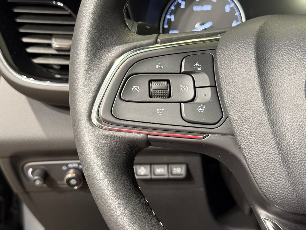 Used 2023 Buick Envision Avenir AWD/4WD image 25