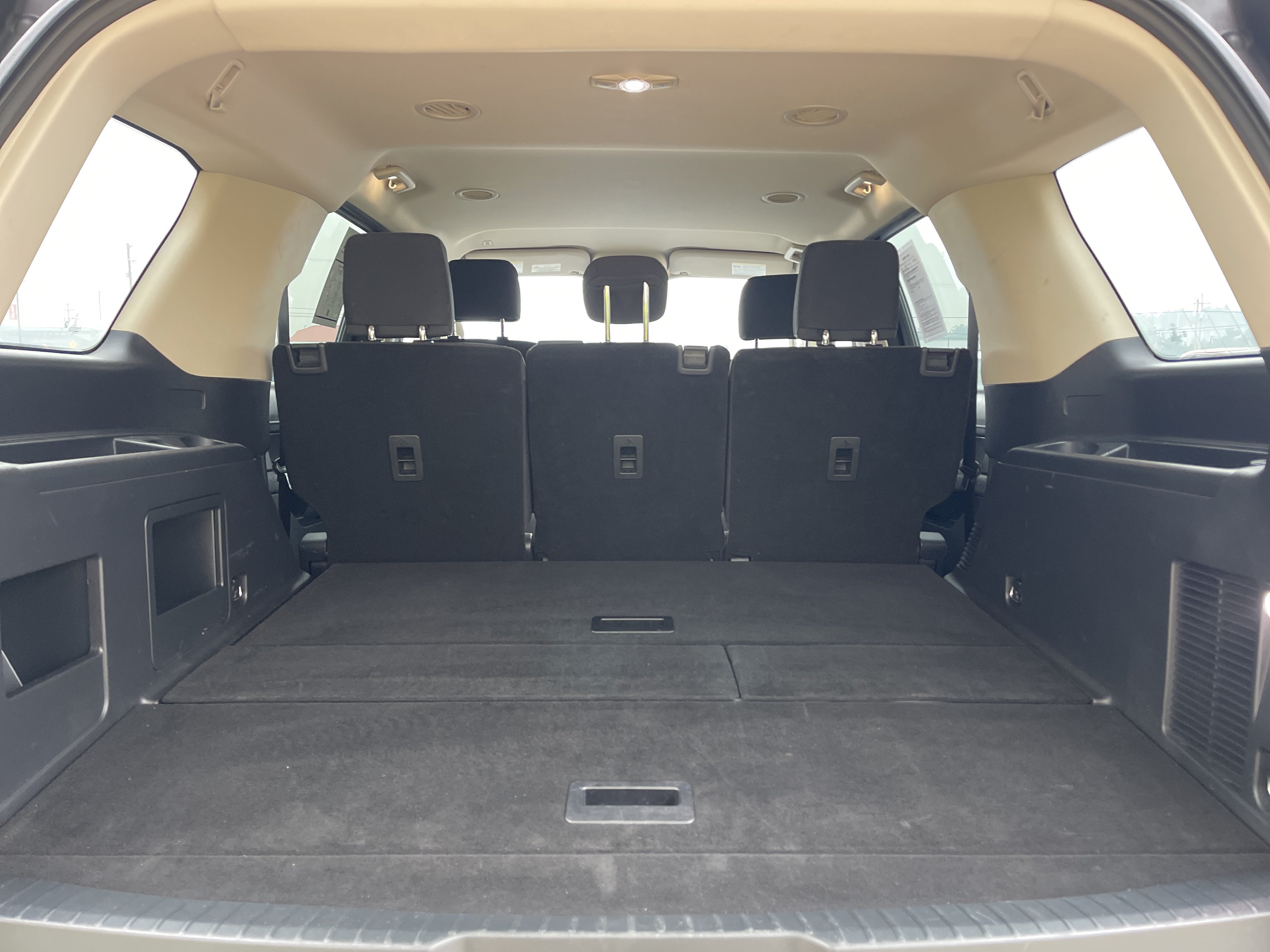 Used 2023 Ford Expedition XL AWD/4WD image 10