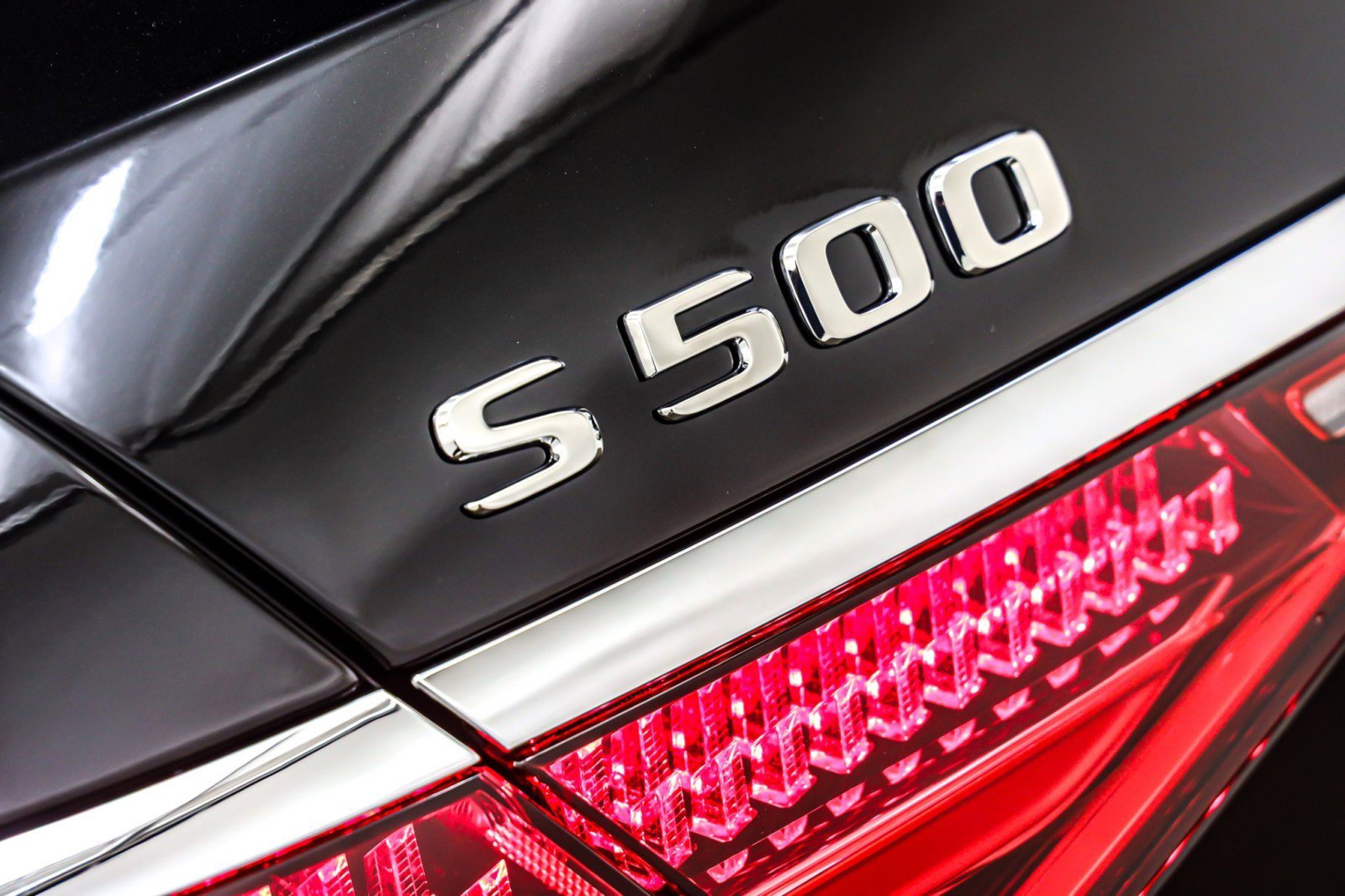 New 2026 Mercedes-Benz S 500 4MATIC image 9