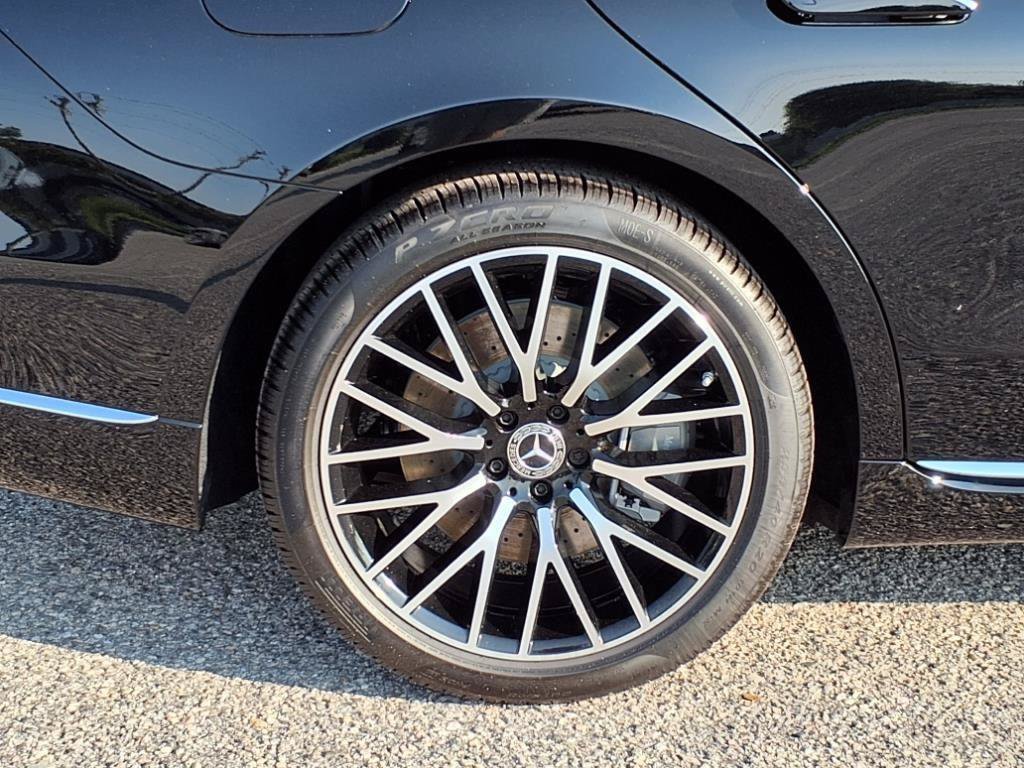 New 2025 Mercedes-Benz S 580 4MATIC Sedan image 10