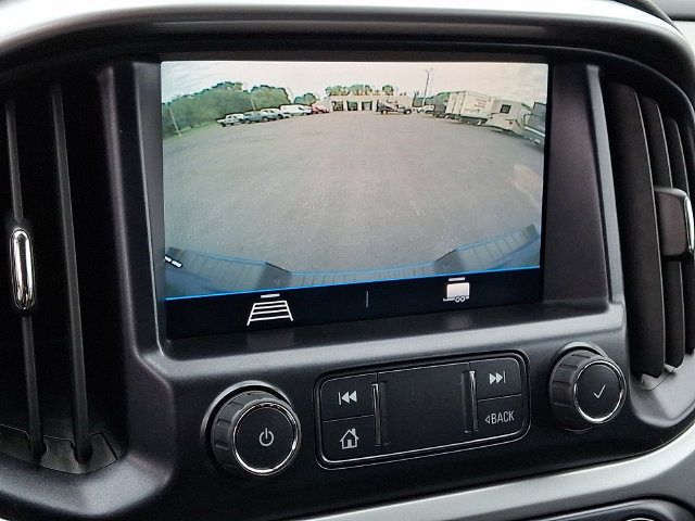 Used 2022 Chevrolet Colorado LT w/ LT Convenience Package AWD/4WD image 4
