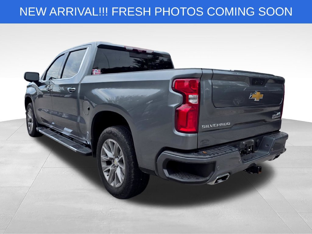 Used 2021 Chevrolet Silverado 1500 High Country w/ Technology Package AWD/4WD image 5