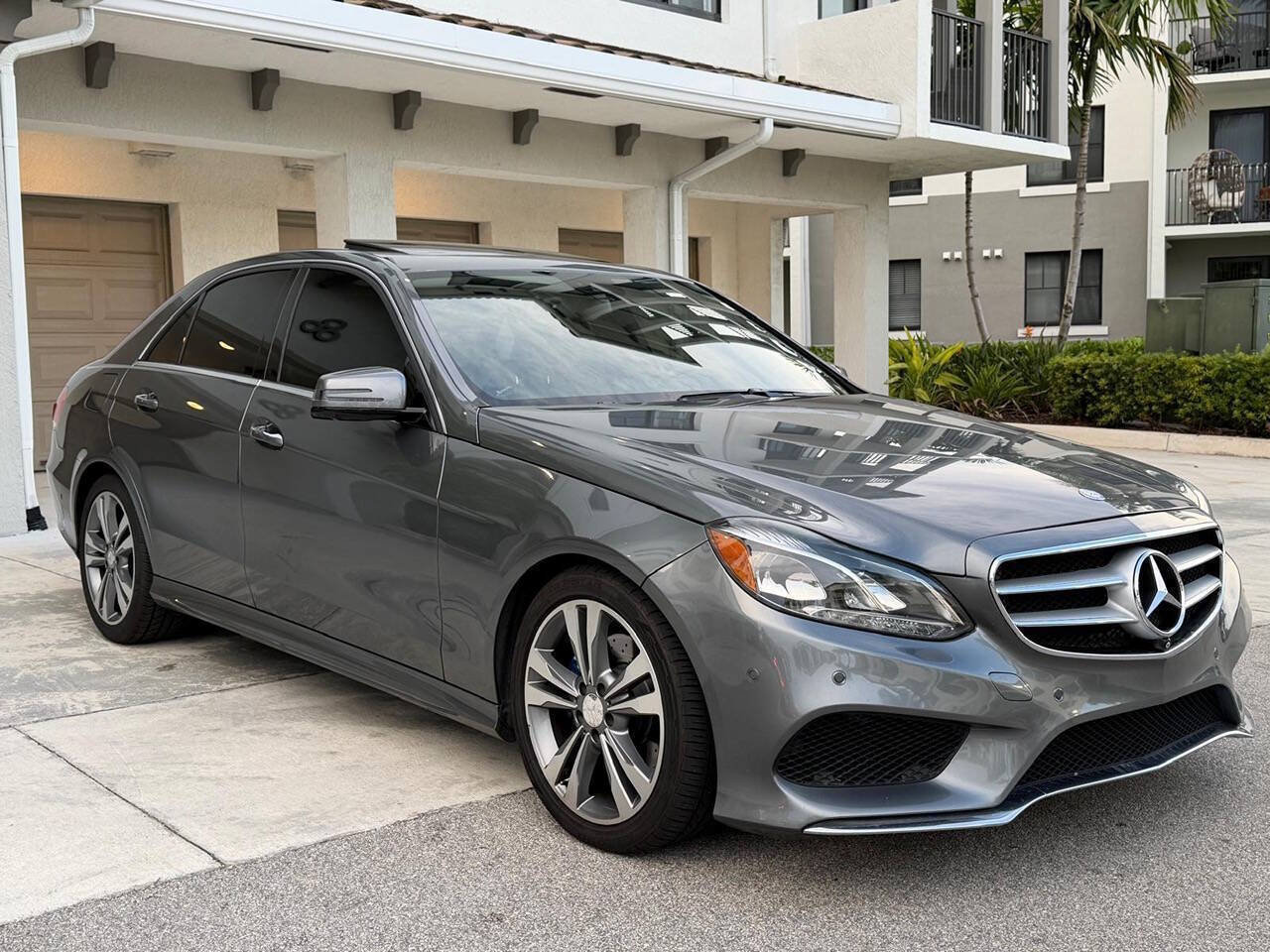Used 2016 Mercedes-Benz E 350 Sedan w/ Premium Package image 1