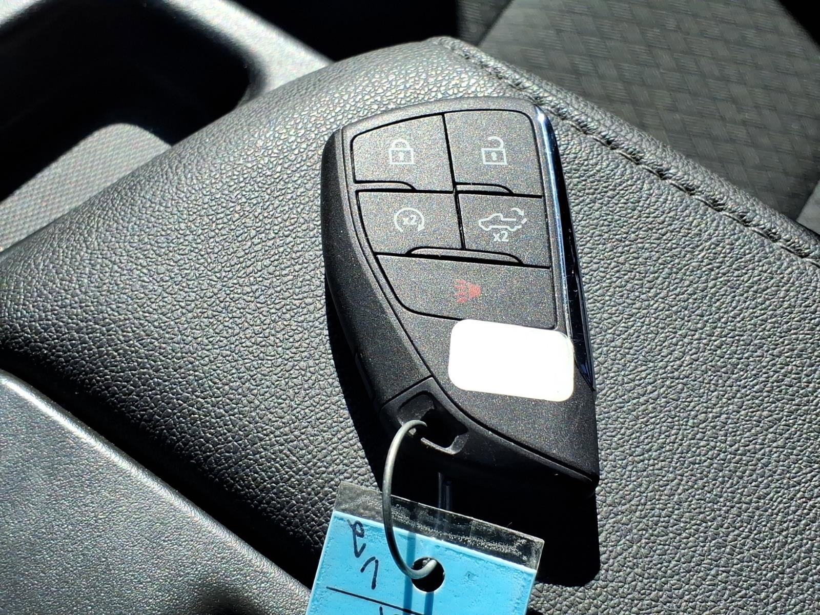 Used 2024 Chevrolet Silverado 1500 LT image 22