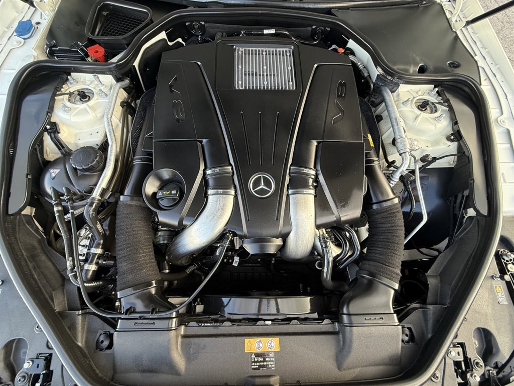 Used 2015 Mercedes-Benz SL 550 w/ Driver Assistance Package image 38