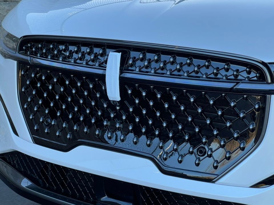 New 2026 Lincoln Nautilus Reserve w/ Jet Appearance Package AWD/4WD image 36