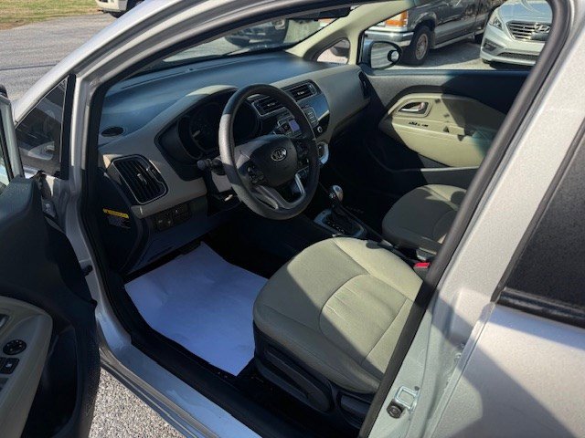 Used 2016 Kia Rio LX w/ Power Package image 8