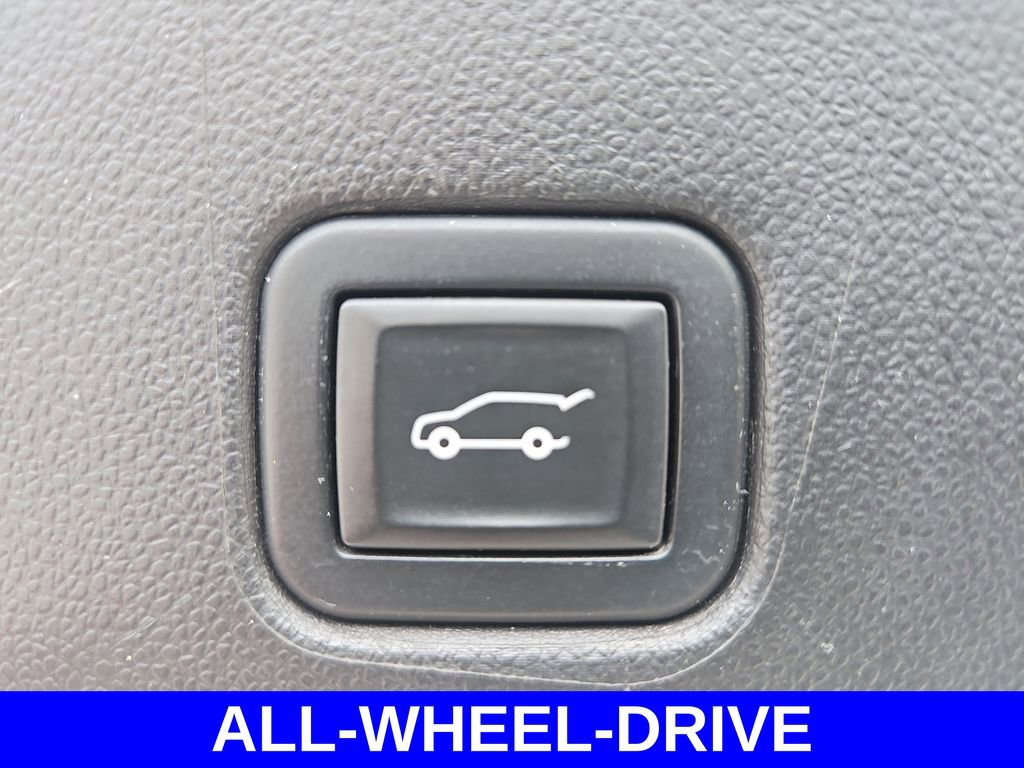 Used 2020 Chevrolet Blazer LT w/ Sound & Technology Package AWD/4WD image 18