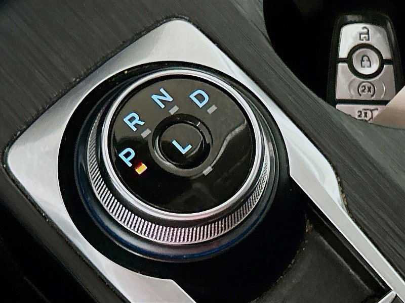 Used 2022 Ford Escape SEL image 17