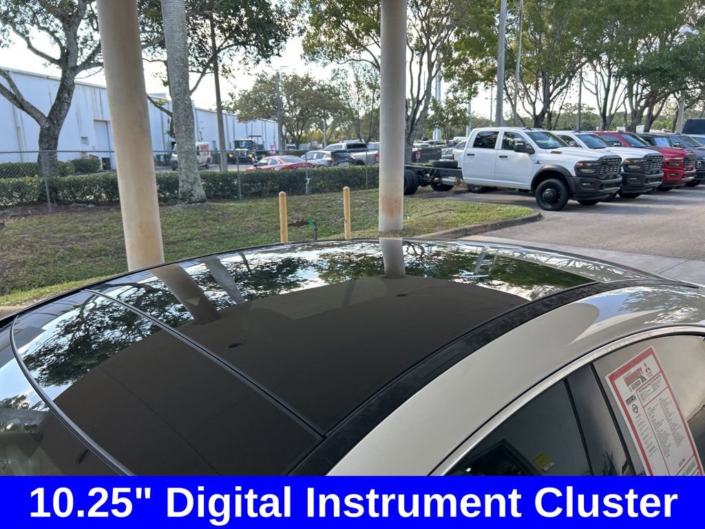 Used 2022 Mercedes-Benz CLA 250 4MATIC w/ Premium Package Lite image 17