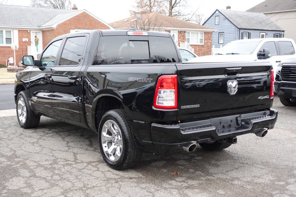 Used 2022 RAM 1500 Big Horn AWD/4WD image 3
