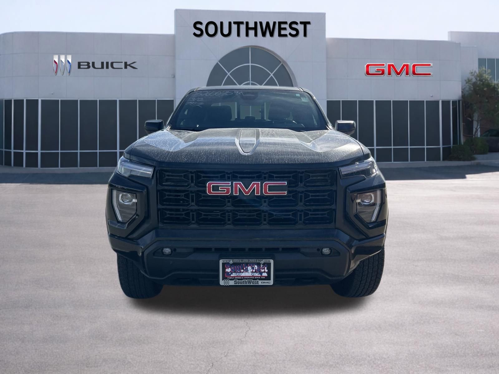 Used 2026 GMC Canyon Elevation w/ Convenience Package image 2