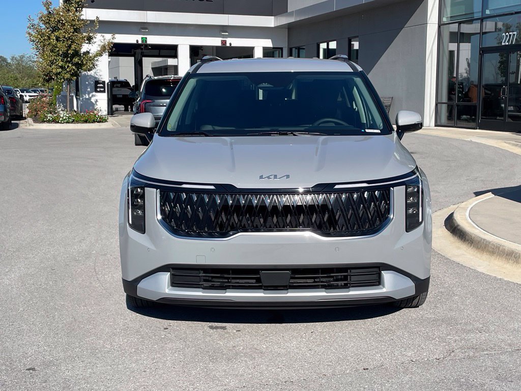 New 2027 Kia Carnival EX FWD image 2
