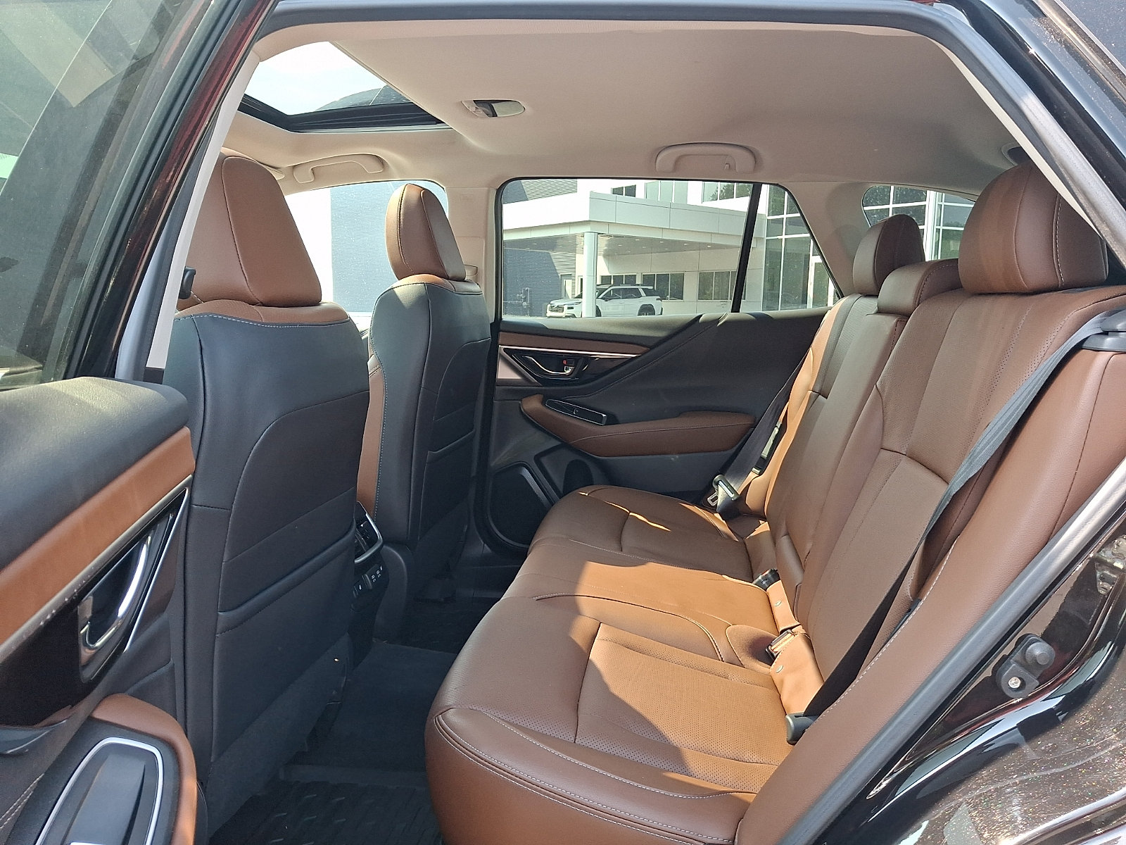 Used 2020 Subaru Outback Touring XT AWD/4WD image 11