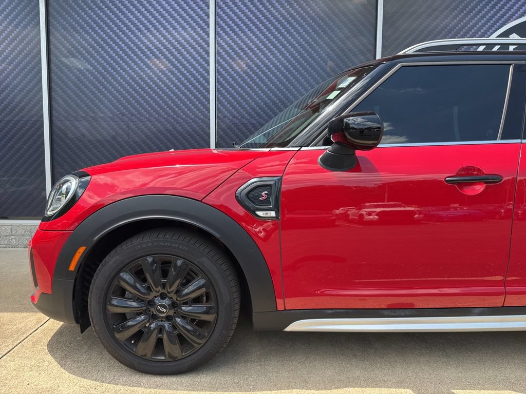 Used 2024 MINI Cooper Countryman S w/ Premium Package FWD image 18